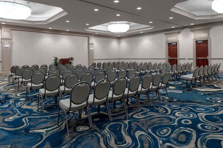 DoubleTree by Hilton Burlington Vermont