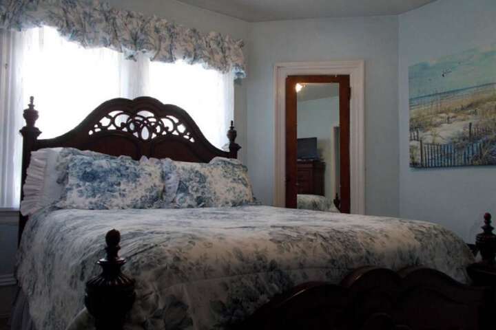 Room 26 of 34