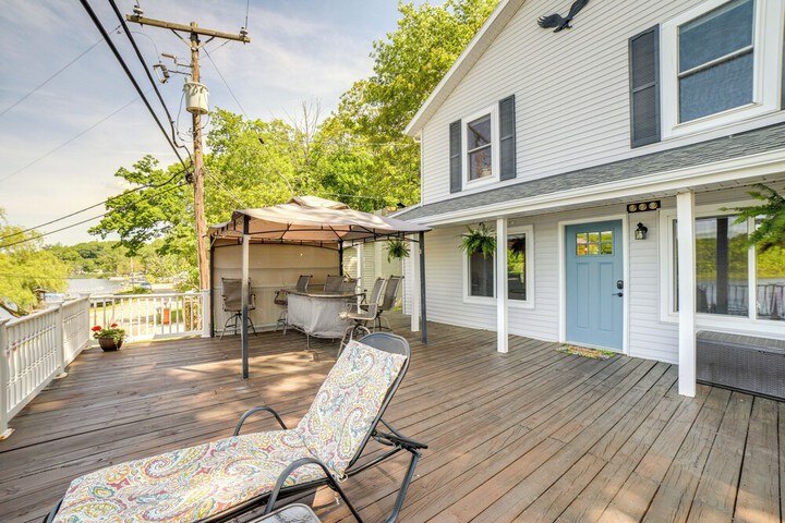 Big Pine Island Lake Cottage w / Boat Dock & Kayaks