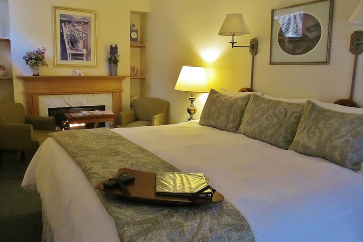 Room 79 of 105