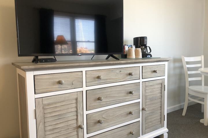 Room 26 of 53