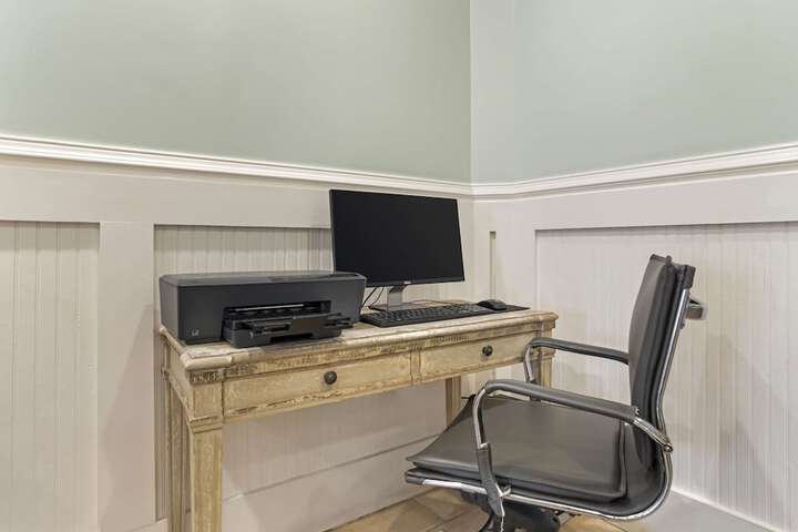 Business Center 43 of 43