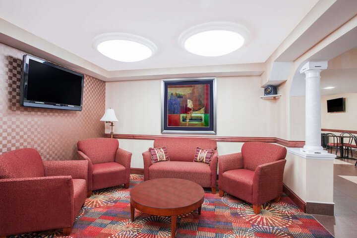 Hotel Interior 7 of 27