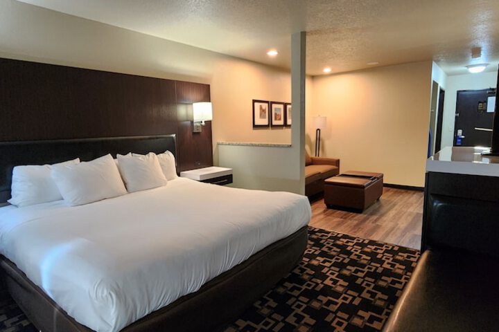 Room 17 of 29