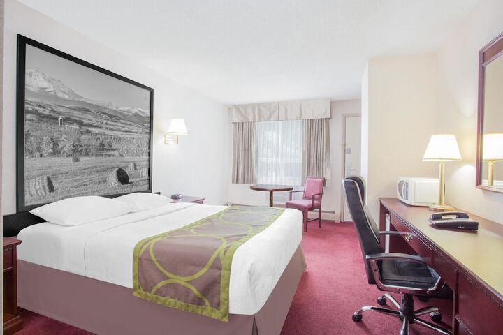 Room 43 of 96