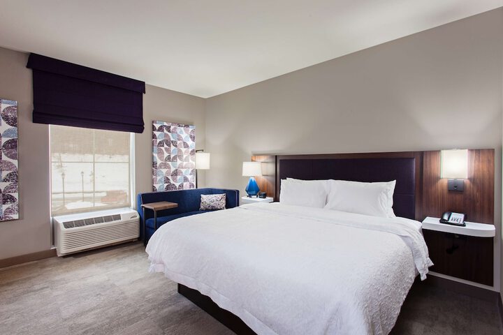 Room 14 of 35