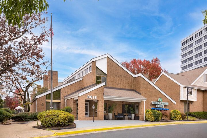 Tysons Corner Suites a Baymont by Wyndham