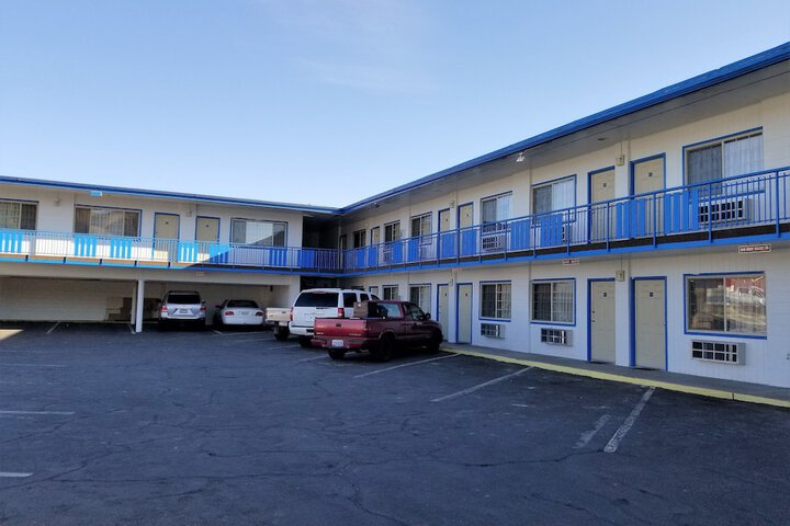 Regency Inn