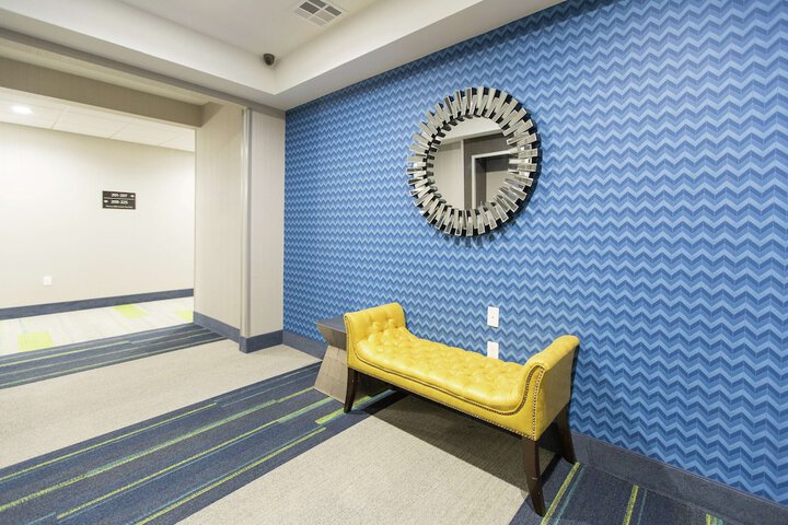 Hotel Interior 7 of 41