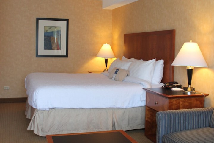 Room 53 of 74