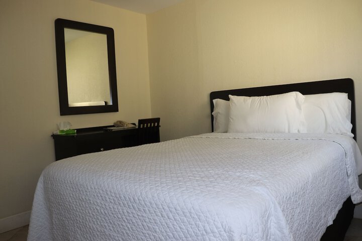 Room 15 of 41