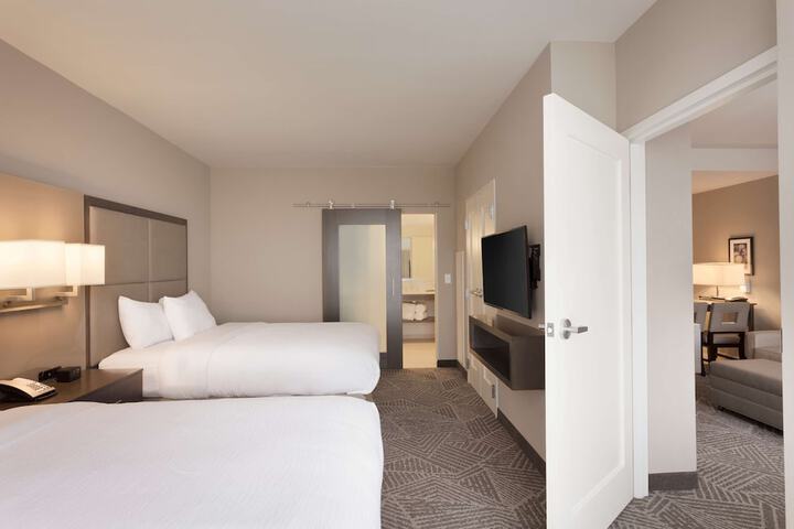 Room 21 of 48