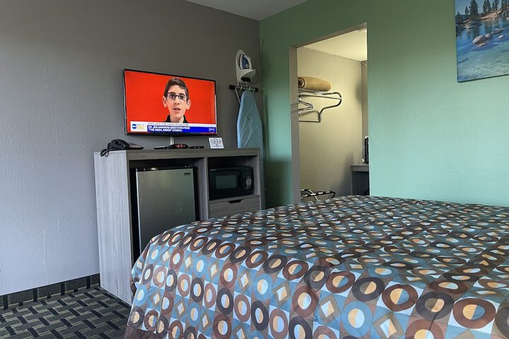 Room 25 of 84