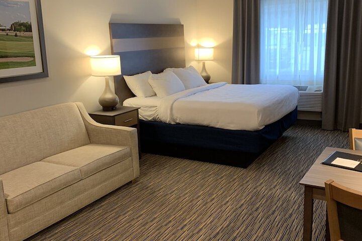 Little Crow Hotel & Conference Trademark by Wyndham