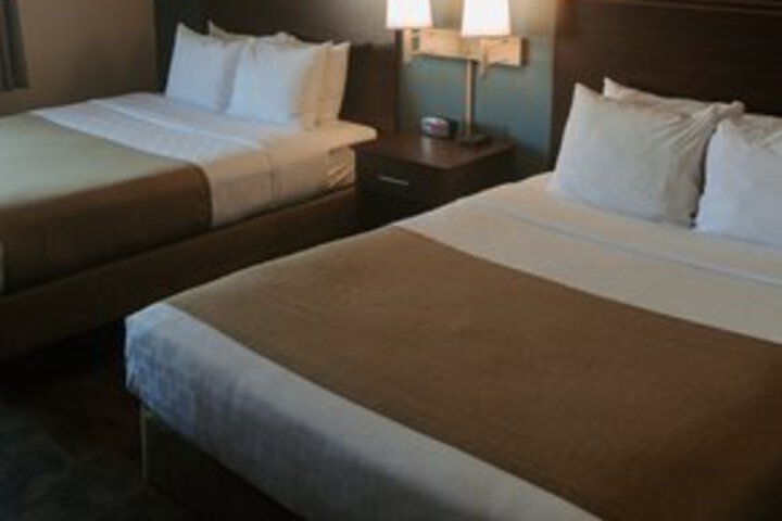 Room 136 of 168