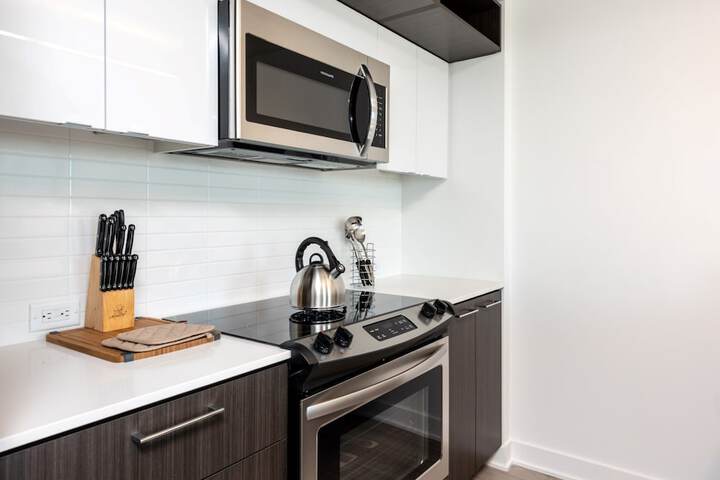 Global Luxury Suites at Reston Town Center