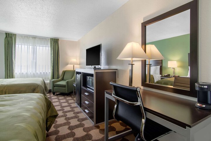 Room 36 of 46