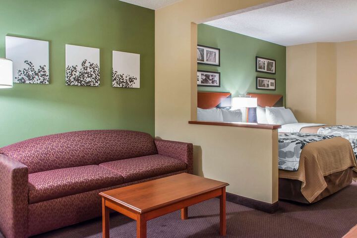 Room 16 of 43