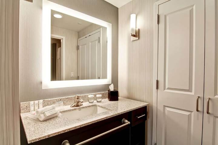Homewood Suites by Hilton Clifton Park