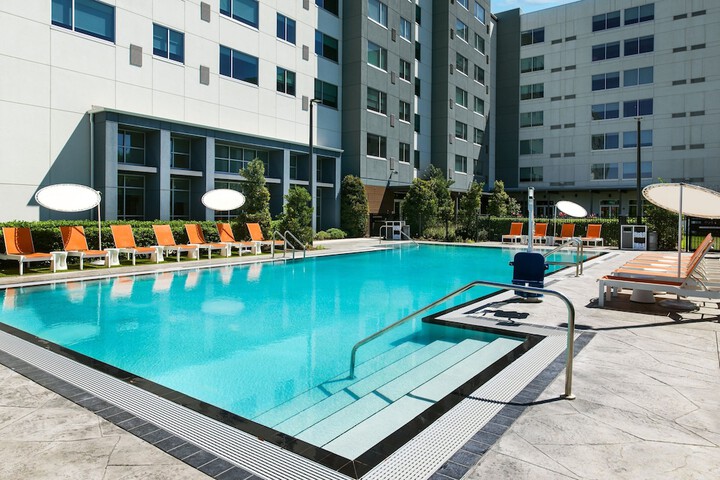 Pool 4 of 45