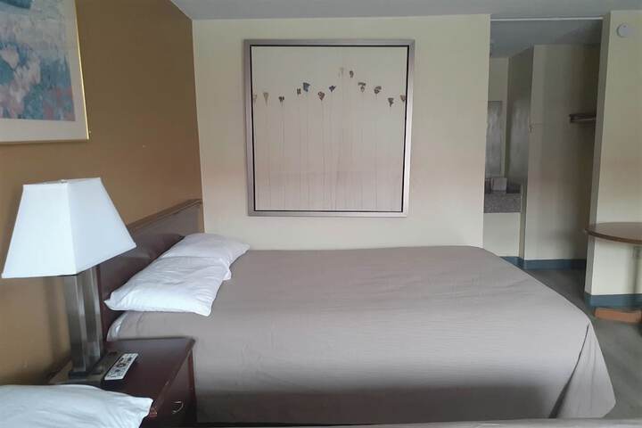 Room 53 of 57