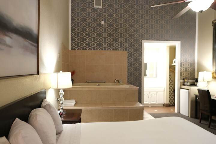 Room 32 of 57