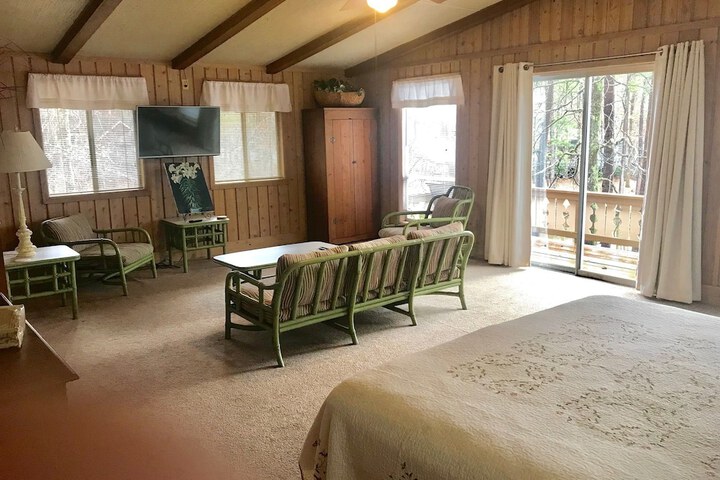Room 248 of 399