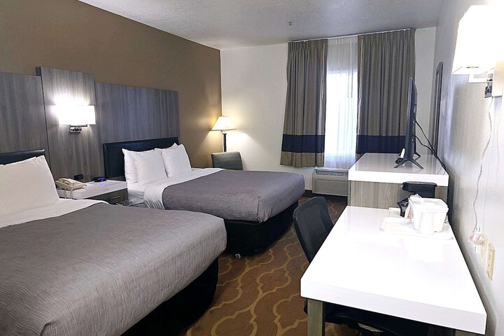 Quality Inn & Suites Longview Kelso