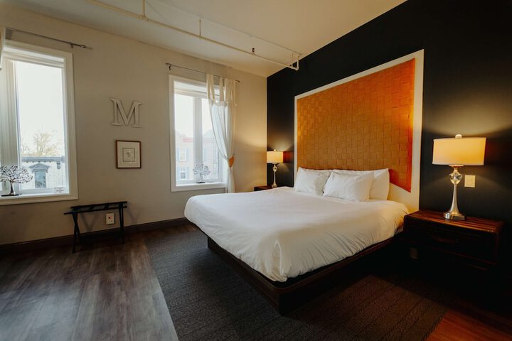 Room 14 of 22