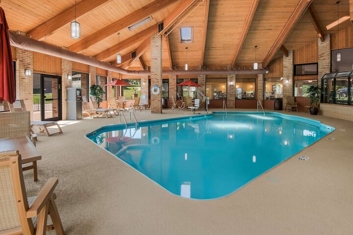 Pool 6 of 39