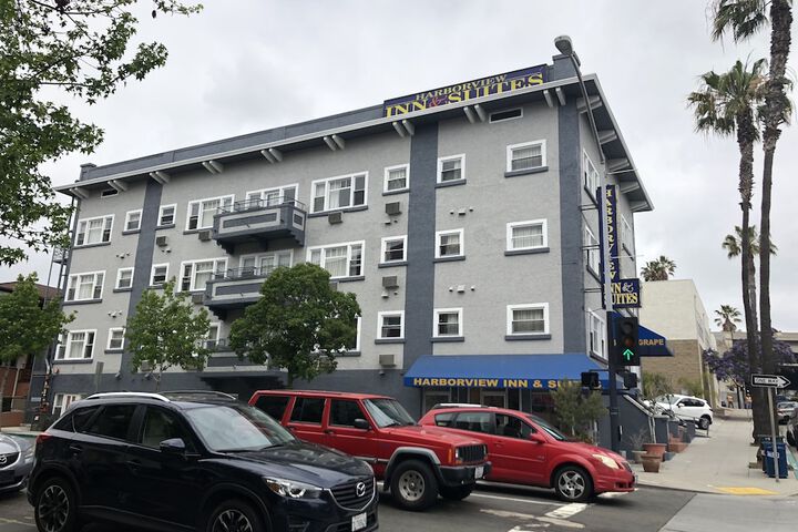 Hotel 3 of 35