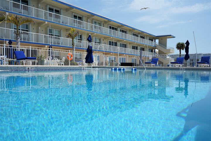 Pool 16 of 141