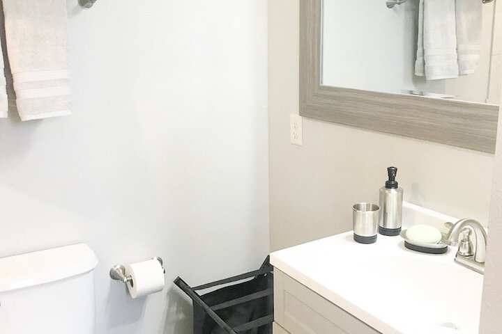 Room 14 of 32
