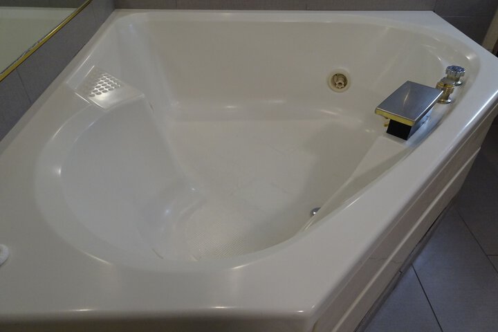 Spa 73 of 75