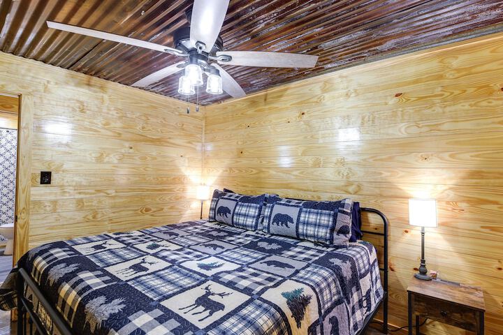 Huntsville Vacation Rental w / Hiking & ATV Trails!