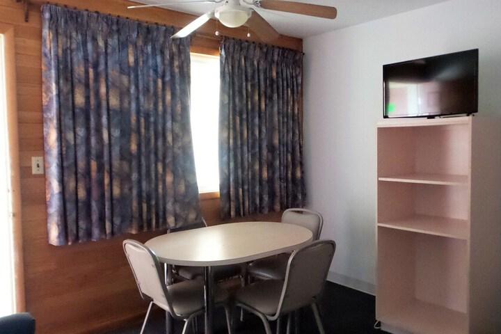 Room 15 of 31