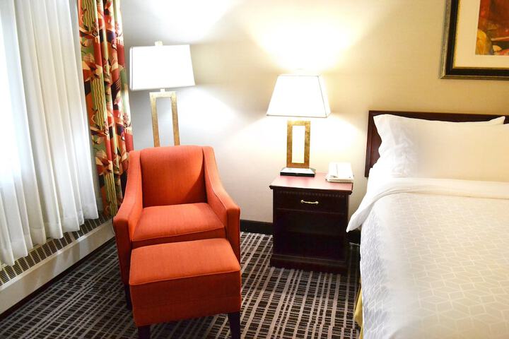 Room 21 of 52