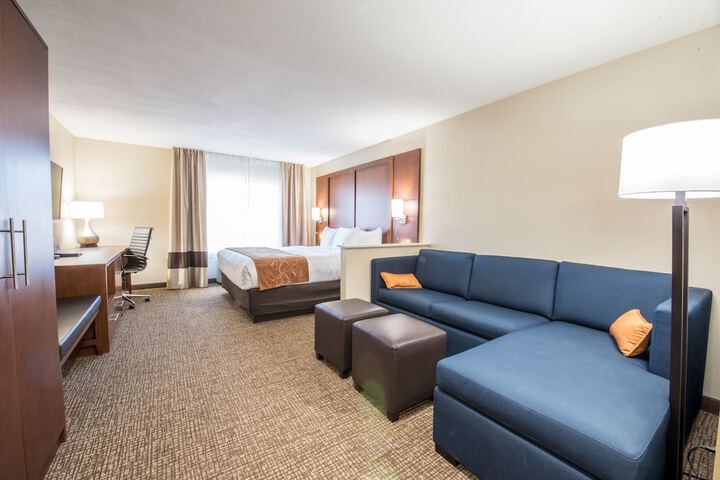 Room 32 of 75