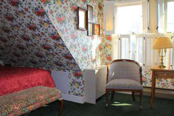 Room 82 of 113