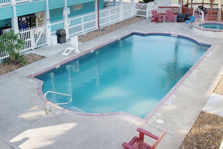 Plantation Suites & Conference Center