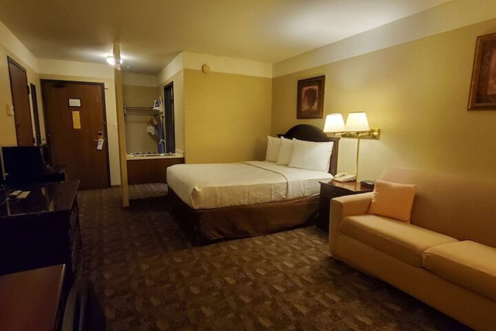 Room 20 of 27
