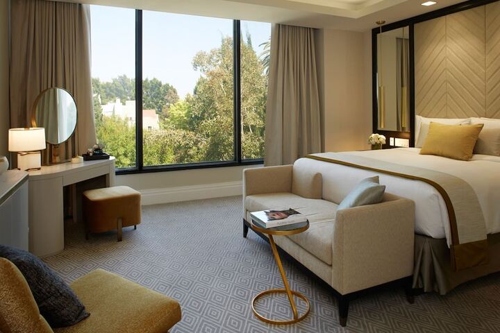Room 30 of 59