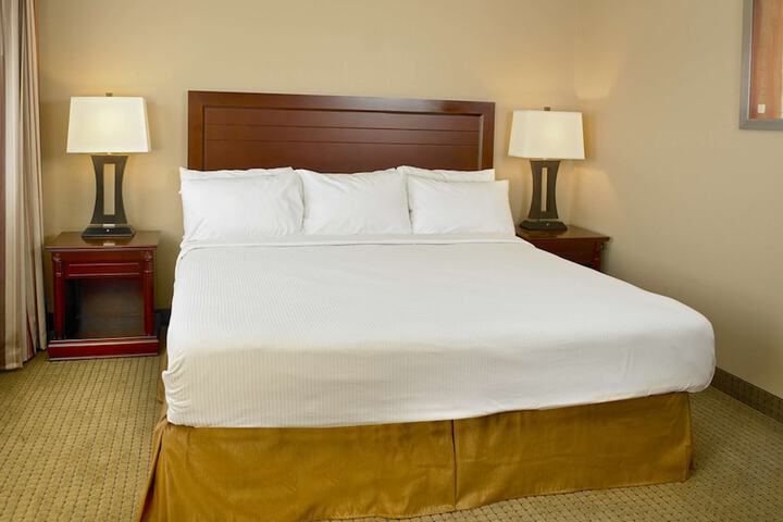 Room 8 of 22