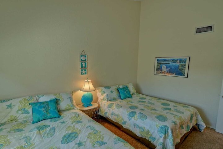 Room 18 of 29