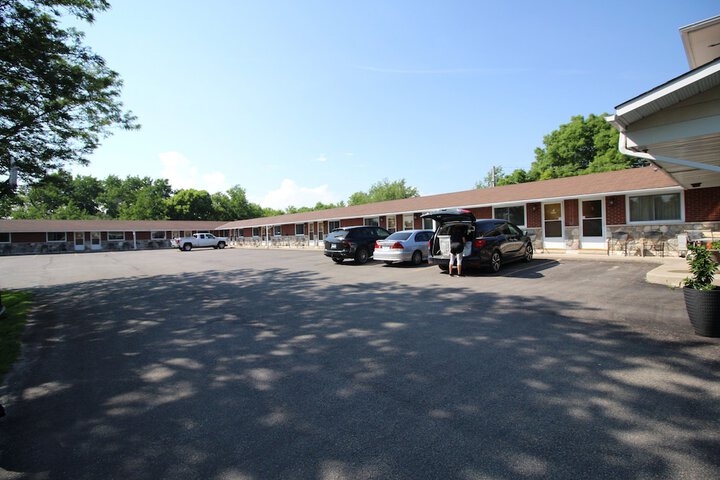 Property Grounds 20 of 20