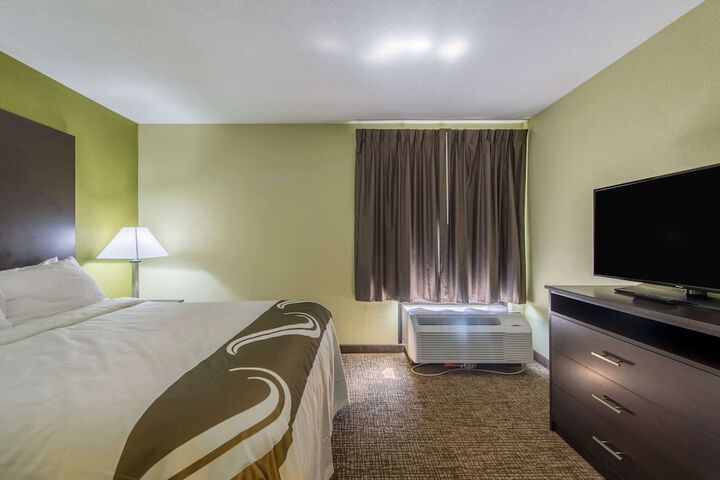 Room 15 of 29