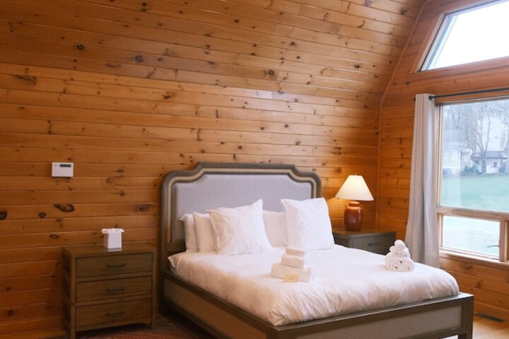 Room 43 of 58