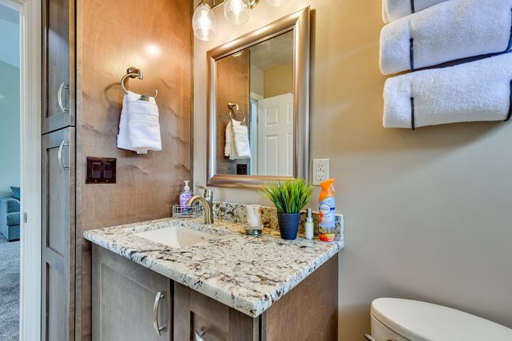 Family-friendly Clearfield Home w / Hot Tub!
