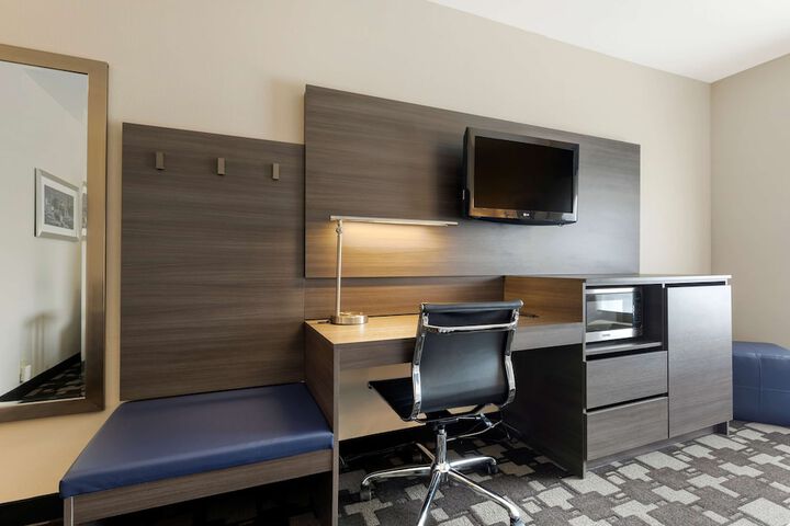 Best Western Seminole Inn & Suites