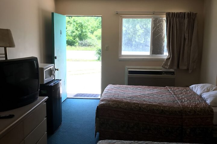 Red Maple Inn